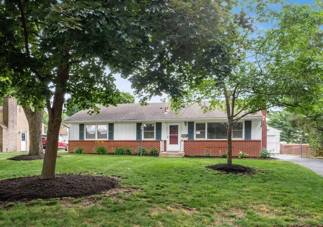 Homes for sale in Upper Arlington, OH | 1454 Osborn Dr, Upper Arlington, OH 43221 | MLS# 226021690
