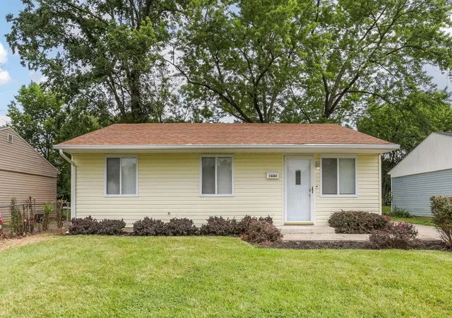 Homes for sale in Columbus, OH | 1644 Jonathan Dr, Columbus, OH 43207 | MLS# 226021155