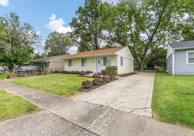 Homes for sale in Columbus, OH | 1644 Jonathan Dr, Columbus, OH 43207 | MLS# 226021155