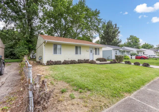 Homes for sale in Columbus, OH | 1644 Jonathan Dr, Columbus, OH 43207 | MLS# 226021155