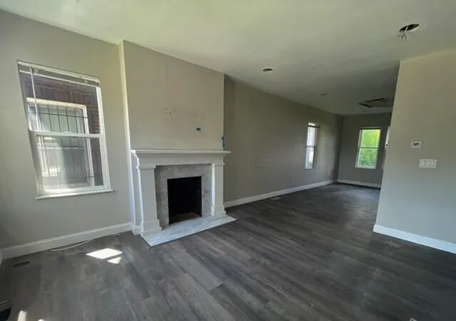 Photo 3 of Single family home for sale at 812 E Whittier St, Columbus, OH 43206 | MLS# 226021166 | Listing updated on 2026-09-07