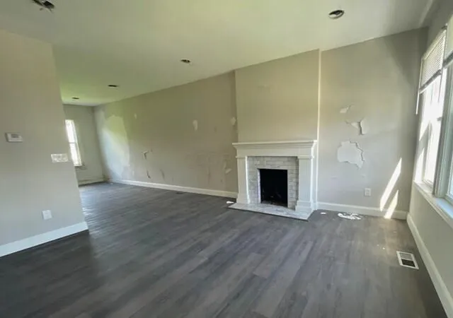 Photo 2 of Single family home for sale at 814 E Whittier St, Columbus, OH 43206 | MLS# 226021169 | Listing updated on 2026-09-07