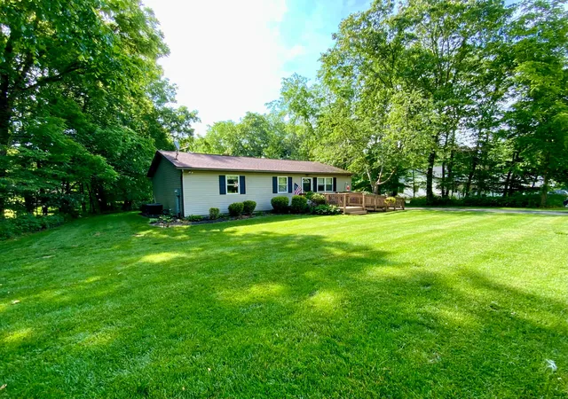 Homes for sale in Howard, OH | 3154 Apple Valley Dr, Howard, OH 43028 | MLS# 226021204