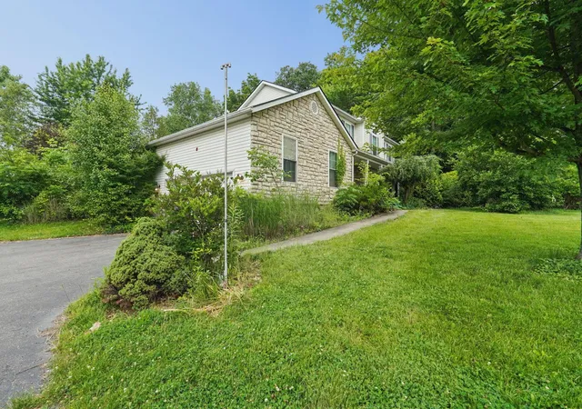 Homes for sale in Baltimore, OH | 1575 Pleasantville Rd Nw, Baltimore, OH 43105 | MLS# 226021465
