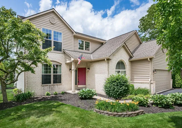 Homes for sale in Galloway, OH | 659 Lindridge Dr, Galloway, OH 43119 | MLS# 226021289