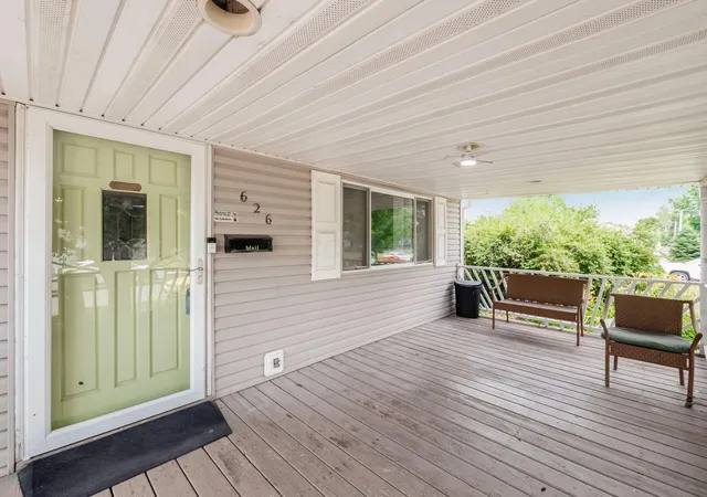 Photo 2 of Single family home for sale at 626 Heisley Dr, Columbus, OH 43207 | MLS# 226021446 | Listing updated on 2026-08-11
