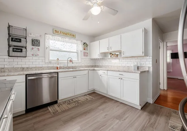 Photo 3 of Single family home for sale at 626 Heisley Dr, Columbus, OH 43207 | MLS# 226021446 | Listing updated on 2026-08-11