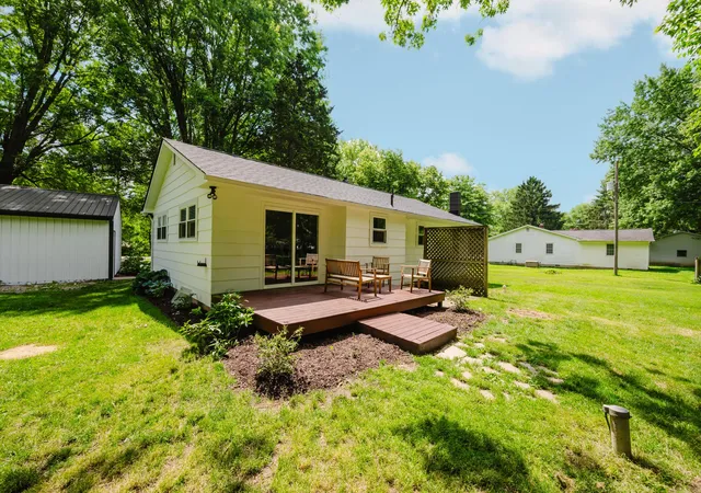 Homes for sale in Pataskala, OH | 2476 Patterson Rd Sw, Pataskala, OH 43062 | MLS# 226021325