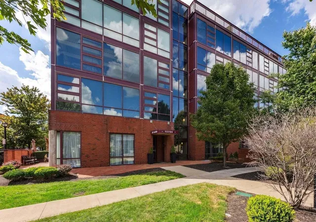 2nd image of 367 Auden Ave #210, Columbus, OH 43215 | MLS# 226021473
