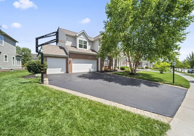 Homes for sale in Powell, OH | 236 Balsamine Dr, Powell, OH 43065 | MLS# 226025482