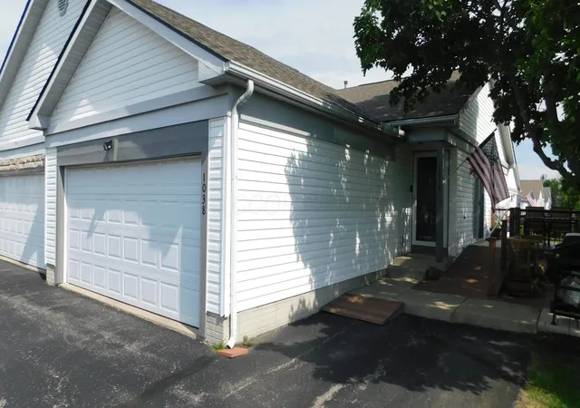 Homes for sale in Marysville, OH | 1038 Watkins Glen #1038, Marysville, OH 43040 | MLS# 226021282