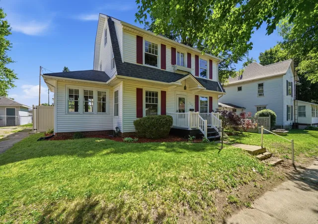 Homes for sale in Bellefontaine, OH | 125 W Lincoln Ave, Bellefontaine, OH 43311 | MLS# 226021823