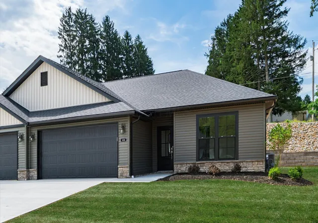 Photo 2 of Condo for sale at 3436 Jamestown Dr, Zanesville, OH 43701 | MLS# 226021298 | Listing updated on 2026-07-29