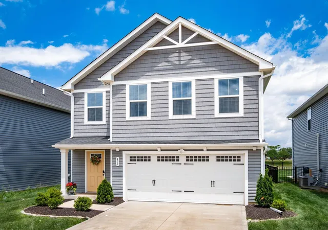 Photo 3 of Single family home for sale at 400 Stolte Dr, Marysville, OH 43040 | MLS# 226022990 | Listing updated on 2026-07-28