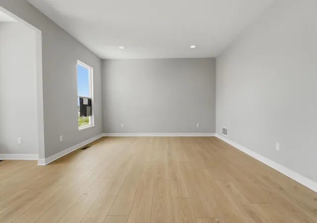 4th image of 7229 Larkleaf Dr, Plain City, OH 43064 | MLS# 226021324