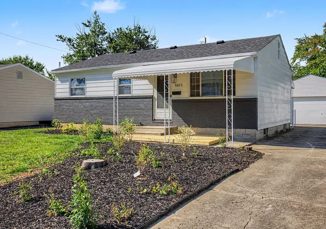 Homes for sale in Hilliard, OH | 5055 Wyandot Pl, Hilliard, OH 43026 | MLS# 226021330
