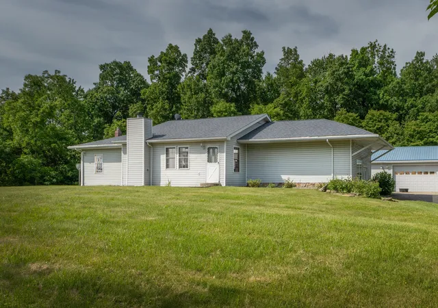 Homes for sale in Utica, OH | 12345 Pleasant Valley Rd Ne, Utica, OH 43080 | MLS# 226021538