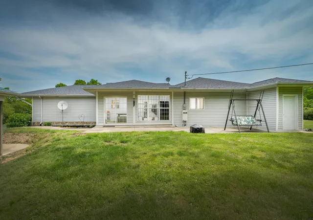 Homes for sale in Utica, OH | 12345 Pleasant Valley Rd Ne, Utica, OH 43080 | MLS# 226021538
