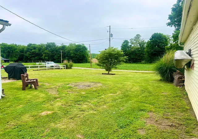 Homes for sale in Walhonding, OH | 33436 Township Road 518, Walhonding, OH 43843 | MLS# 226021535