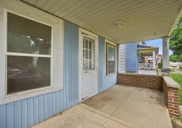 Listing Photo 4 - Condo for sale in building located at 143 Union St, Lancaster, OH 43130