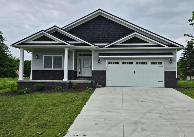 1st image of 15066 Monroe Mills Rd, Mount Vernon, OH 43050 | MLS# 226021550