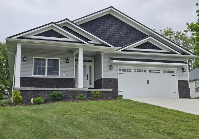 3rd image of 15066 Monroe Mills Rd, Mount Vernon, OH 43050 | MLS# 226021550