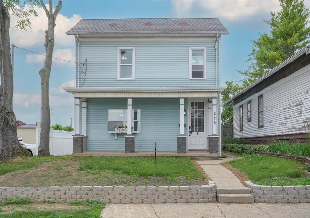 Homes for sale in Washington Court House, OH | 228 W Market St, Washington Court House, OH 43160 | MLS# 226021617