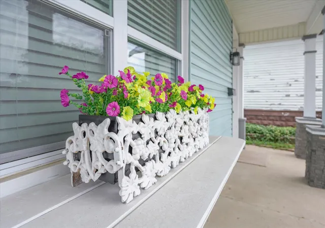 Photo 3 of Single family home for sale at 228 W Market St, Washington Court House, OH 43160 | MLS# 226021617 | Listing updated on 2026-07-29