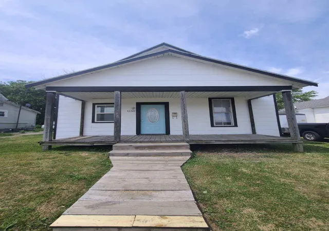 Photo 2 of Multi family home for sale at 1150 E Temple St, Washington Court House, OH 43160 | MLS# 226021604 | Listing updated on 2026-09-17