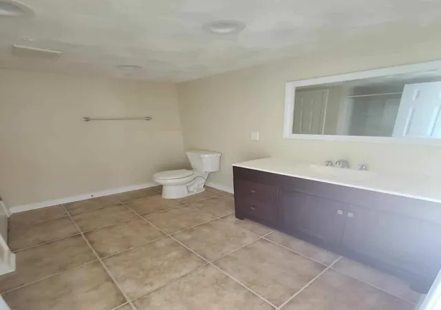 Photo 3 of Multi family home for sale at 1150 E Temple St, Washington Court House, OH 43160 | MLS# 226021604 | Listing updated on 2026-09-17