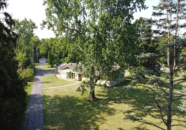 2nd image of 4360 Dublin Rd, Columbus, OH 43221 | MLS# 226021740