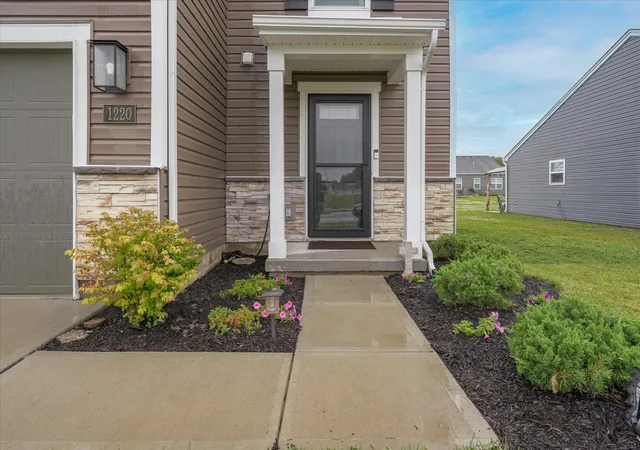 3rd image of 1220 Timber Glen Dr, Wilmington, OH 45177 | MLS# 226021717
