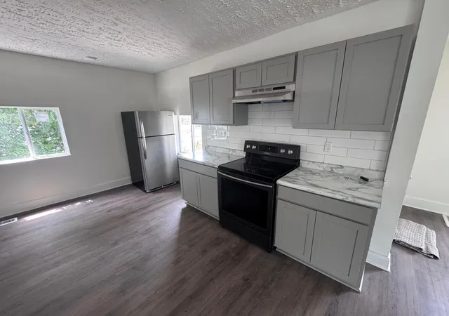 4th image of 514 Oak St, Marion, OH 43302 | MLS# 226021669