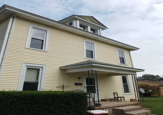 Homes for sale in London, OH | 138 N Madison Rd, London, OH 43140 | MLS# 226021686