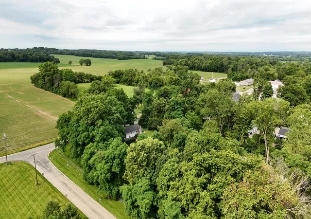Homes for sale in Thornville, OH | 5738 Fairfield Beach Rd Ne, Thornville, OH 43076 | MLS# 226021759