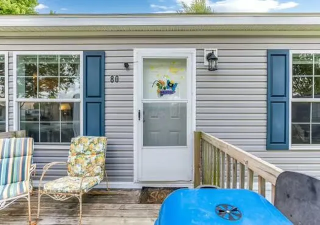 Homes for sale in Lockbourne, OH | 10610 E State Route 762 #80b, Lockbourne, OH 43137 | MLS# 226022299