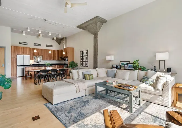 4th image of 300 W Spring St #410, Columbus, OH 43215 | MLS# 226021929
