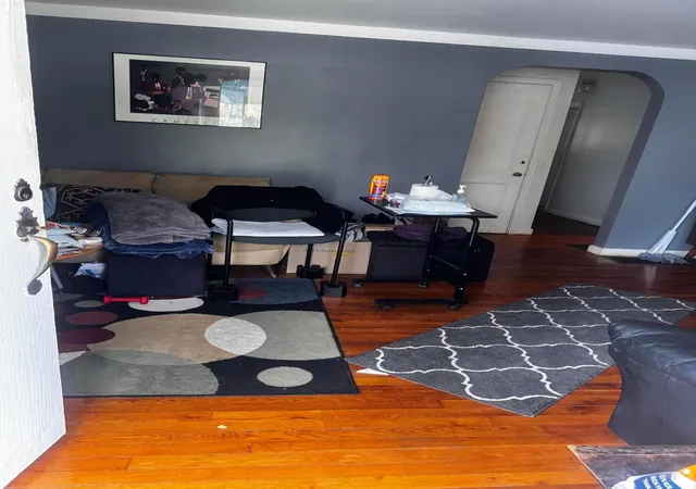 Photo 2 of Single family home for sale at 400 S James Rd, Columbus, OH 43213 | MLS# 226022013 | Listing updated on 2026-09-16