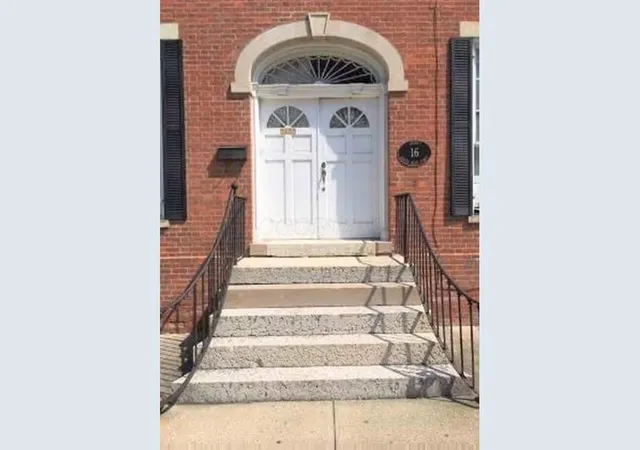 Homes for sale in London, OH | 16 N Main St, London, OH 43140 | MLS# 226021790