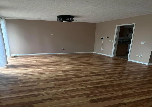 Listing Photo 4 - Condo for sale in building located at 4845 Smoketalk Ln, Westerville, OH 43081 - Unit #7