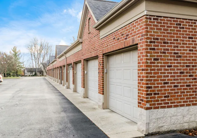 22nd image of 705 N State St #100, Westerville, OH 43082 | MLS# 226021887