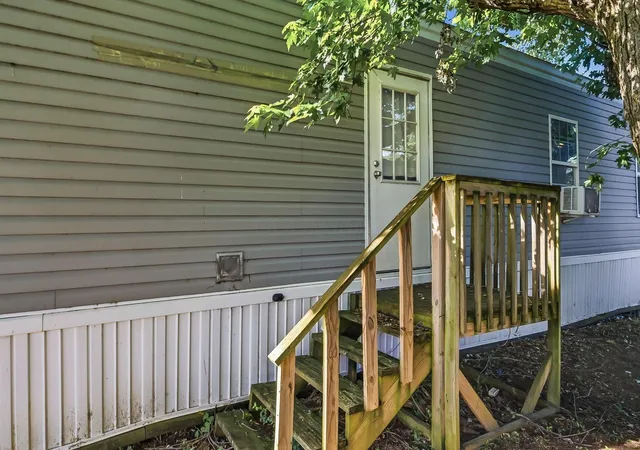 Homes for sale in Darbydale, OH | 5965 Harrisburg Georgesville Rd #102, Darbydale, OH 43123 | MLS# 226021844