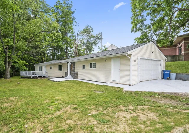 Homes for sale in Reynoldsburg, OH | 1404 Waggoner Rd, Reynoldsburg, OH 43068 | MLS# 226021835