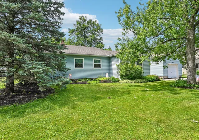 Homes for sale in Marysville, OH | 733 W 3rd St, Marysville, OH 43040 | MLS# 226022738