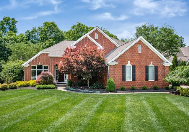 Homes for sale in Powell, OH | 10748 Preston Wy, Powell, OH 43065 | MLS# 226021868