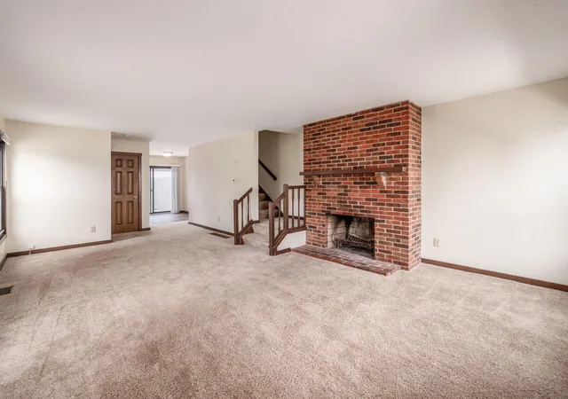 Homes for sale in Dublin, OH | 424 Edinburgh Rd, Dublin, OH 43017 | MLS# 226022022