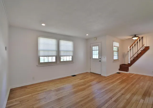Photo 4 of Single family home for sale at 5550 Foster Ave, Worthington, OH 43085 | MLS# 226022506 | Listing updated on 2026-10-01