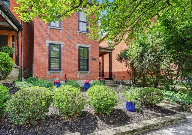3rd image of 101 Warren St, Columbus, OH 43215 | MLS# 226021951