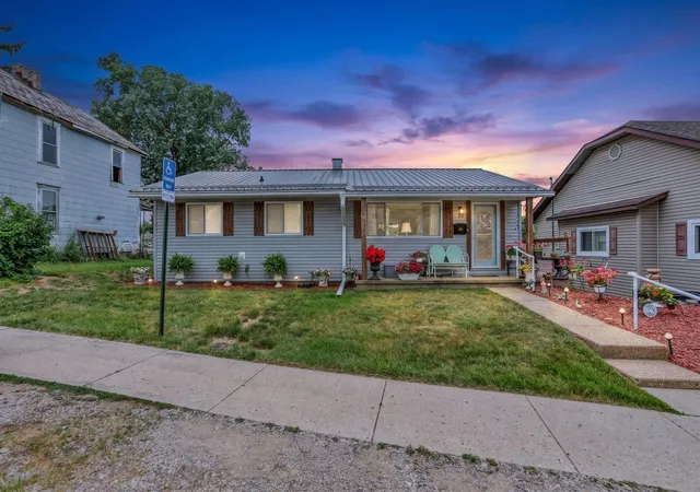 Homes for sale in Logan, OH | 1165 Church St, Logan, OH 43138 | MLS# 226021908