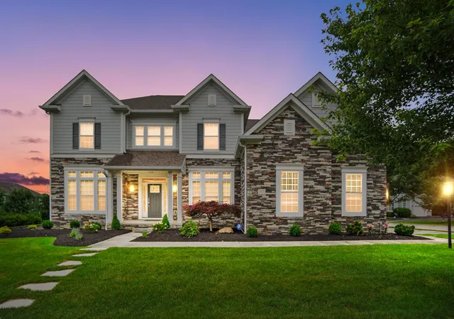 Homes for sale in New Albany, OH | 2905 Highland Woods Blvd, New Albany, OH 43054 | MLS# 226022098
